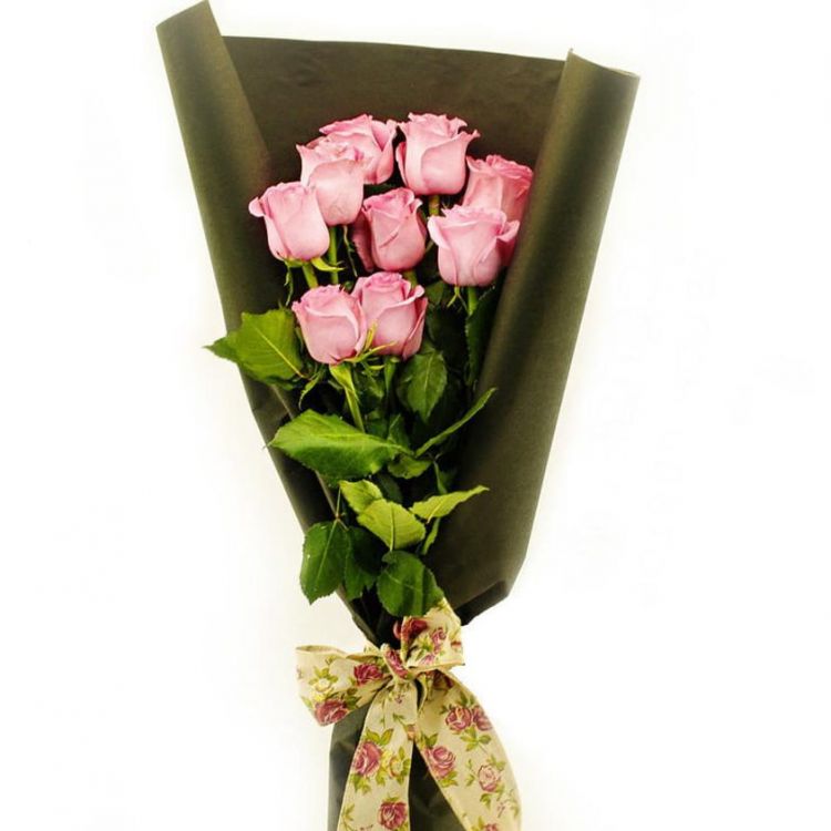 Букет из розовых роз от 3 151 руб.